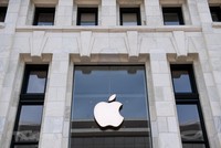 Một cửa hàng của Apple tại Washington, DC, Mỹ. (Ảnh: AFP/TTXVN).
