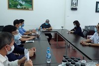 Thứ trưởng Sơn làm việc với Bệnh viện C Đà Nẵng, chiều 24/7.