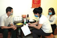 Bảo hiểm Xã hội đẩy mạnh chi trả tại nhà để phòng dịch