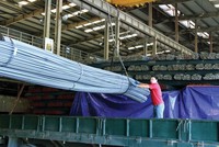 Doanh nghiệp thép méo mặt vì khó hai đầu