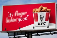 KFC buộc phải dừng việc khuyên khách hàng “liếm ngón tay” vì đại dịch Covid-19