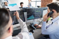 Quỹ ngoại tìm đường vào bờ