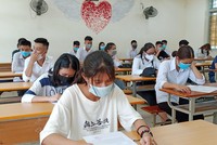 Thí sinh dự thi Tốt nghiệp Trung học phổ thông 2020. (Ảnh: Phạm Mai/Vietnam+).