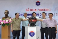 Lãnh đạo Bộ Y tế khai trương Cổng thông tin công khai giá trang thiết bị y tế. (Ảnh: PV/Vietnam+).