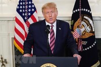 Tổng thống Mỹ Donald Trump phát biểu tại Nhà Trắng ở Washington, D.C., Mỹ. (Ảnh: AFP/TTXVN).