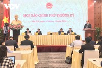 Bộ trưởng, Chủ nhiệm Văn phòng Chính phủ Mai Tiến Dũng phát biểu tại cuộc Họp báo Chính phủ thường kỳ chiều 30/10.