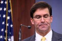 Bộ trưởng Quốc phòng Mỹ Mark Esper trong cuộc họp báo tại Washington DC., ngày 28/8/2019. (Ảnh: AFP/TTXVN).