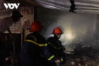 Ki ốt bán hải sản nơi xuất phát đám cháy tại chợ đầu mối ở TP Vinh.