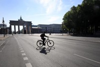 Đức đã bán phong tỏa từ 2 tuần qua để ngăn Covid-19 (Ảnh: DW).