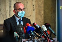 Các thành viên của Hạ viện quyết định kéo dài tình trạng khẩn cấp tới ngày 12/12. Ảnh minh họa: Expats.