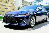 Ngoại hình Lexus ES 300h phiên bản mới. (Ảnh nguồn: TMV).