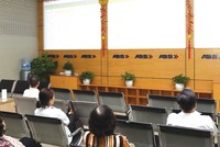 Xét trên nhiều phương diện, nhà đầu tư mua cổ phiếu để sở hữu là sở hữu tài sản, là tiêu dùng. Ảnh: Dũng Minh.