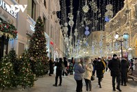 Đi dạo ở phố Nikolskaia-gần quảng trường Đỏ.