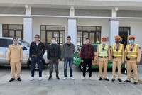 Tổ công tác bàn giao 4 đối tượng cho Công an huyện Hữu Lũng (Lạng Sơn) xử lý.