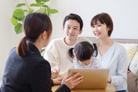 Có nhiều yếu tố khiến hợp đồng bảo hiểm luôn bị kêu ca là khó hiểu