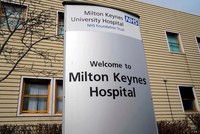 Bệnh viện Milton Keynes. Ảnh: BBC.