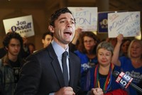Ứng viên đảng Dân chủ Jon Ossoff (Ảnh: Getty).