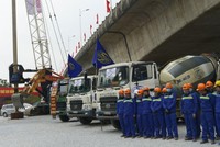 Đại diện các đơn vị thi công dự án cầu Vĩnh Tuy giai đoạn 2.