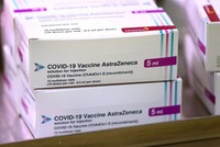 Trưa nay (24/2), lô vaccine COVID-19 AstraZeneca đầu tiên về đến Việt Nam