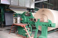 Máy móc, thiết bị của nhà máy giấy HHP cũ kỹ, lạc hậu.
