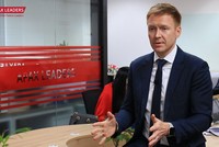 Chân dung tân Tổng Giám đốc Apax Holdings - Ông Travis Richard Stewart.