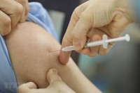 Tiêm vaccine phòng COVID-19. (Ảnh: Minh Quyết/TTXVN).