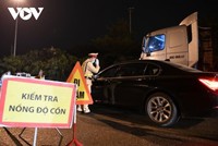 Lực lượng CSGT toàn quốc tăng cường xử lý nồng độ cồn.