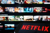 Netflix là người được hưởng lợi nhiều nhất kể từ khi Disney kích hoạt cuộc chiến streaming