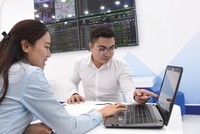 Trên thị trường đang có tin đồn về siết tín dụng bất động sản, chứng khoán và tình trạng “căng” cho vay giao dịch ký quỹ ở một số công ty chứng khoán lớn.