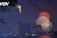 Trước đó, TPHCM dự kiến bắn pháo hoa tại 5 địa điểm.