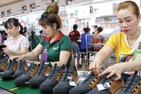 Tập trung nguồn lực tài chính cho các ngành sản xuất tạo nhiều công ăn việc làm là một trong những mục tiêu trọng yếu của chính sách tiền tệ.