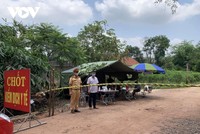 Huyện Hữu Lũng đã lập 3 chốt kiểm soát để ohong tỏa, cách ly khu dân cư thôn Bảo Đài, xã Hòa Thắng.