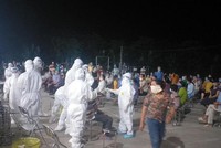 Tổ chức lấy mẫu xét nghiệm COVID-19 ở Thuận Thành.