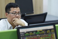 Thị trường chứng khoán ngày càng sôi động, nhưng hàng hóa chất lượng khan hiếm, cung không tăng kịp theo cầu.