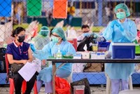 Ngày 7/6, Thái Lan bắt đầu chiến dịch tiêm chủng vaccine Covid-19 quy mô lớn nhất từ trước tới nay. Ảnh: BBC.