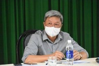 Thứ trưởng Bộ Y tế Nguyễn Trường Sơn chủ trì cuộc họp. (Ảnh: PV/Vietnam+).