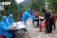 Triển khai các biện pháp Y tế tại bản Chăm Puông.