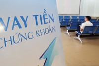 Trong 8 tháng đầu năm 2021, nhà đầu tư cá nhân trong nước mua ròng hơn 57.000 tỷ đồng trên HOSE và HNX.