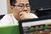 8 tháng đầu năm 2021, khối lượng trái phiếu doanh nghiệp không có tài sản bảo đảm chiếm 51% tổng khối lượng phát hành .