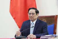 Thủ tướng Phạm Minh Chính phát biểu tại buổi điện đàm với bà Aurélia Nguyen, Giám đốc điều hành Chương trình COVAX. (Ảnh: Dương Giang/TTXVN).