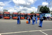 Đoàn xe đón người từ TP.HCM về quê trong những đợt vừa qua. Ảnh: Vietnamnet.