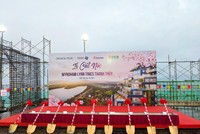 Hình ảnh nghi lễ đổ bê tông tại sự kiện cất nóc dự án Wyndham Lynn Times Thanh Thủy (Nguồn ảnh: Onsen Fuji).