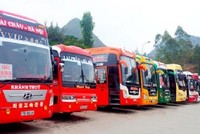 Một bến xe ở Lai Châu. (Nguồn: laichau.tintuc.vn).