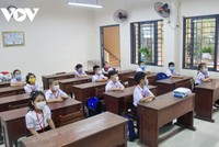 Ngoài học sinh khối 8 và 9, học sinh lớp 1 tại Đà Nẵng sẽ được đến trường học vào tuần tới (ngày 6/12).