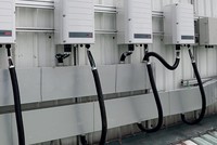 Giải pháp công nghệ bền vững cho năng lượng mặt trời áp mái