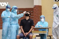 Hà Nội xét nghiệm test nhanh SARS-CoV-2 mức giá 16.400 đồng