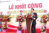 Ông Lù Văn Cường - phó bí thư, chủ tịch UBND huyện Yên Châu phát biểu trong lễ khởi công.