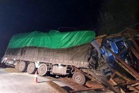 Hiện trường một vụ tai nạn giao thông. (Ảnh: TTXVN).