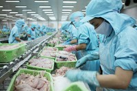 Nhóm ngành xuất khẩu có động lực tăng trưởng trong năm 2022, tập trung vào lĩnh vực đồ gỗ, dệt may, thủy sản.