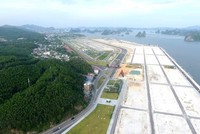 Những dự án bất động sản lớn làm thay đổi diện mạo đô thị của huyện Vân Đồn. Trong ảnh là một góc Vân Đồn nhìn từ Khu đô thị Phương Đông, xã Đông Xá. (Nguồn: Internet)